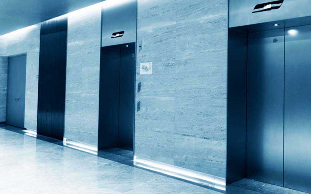 آسانسور چندتایی مجتمع بزرگ