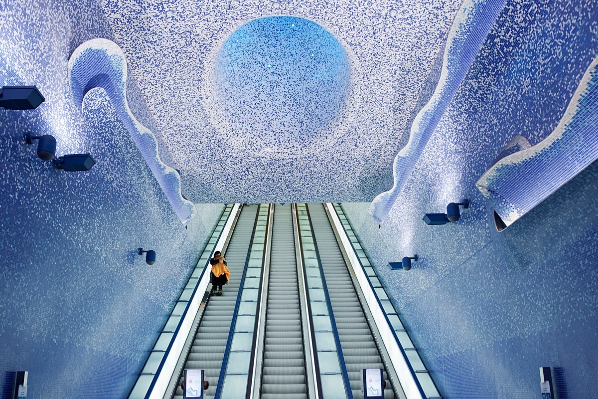 پله برقی ایستگاه مترو تولدو در ناپل