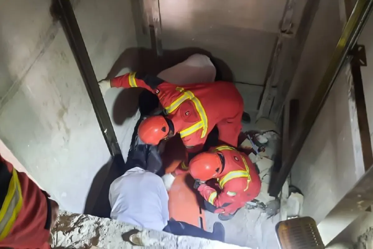 سقوط آسانسور در دزفول