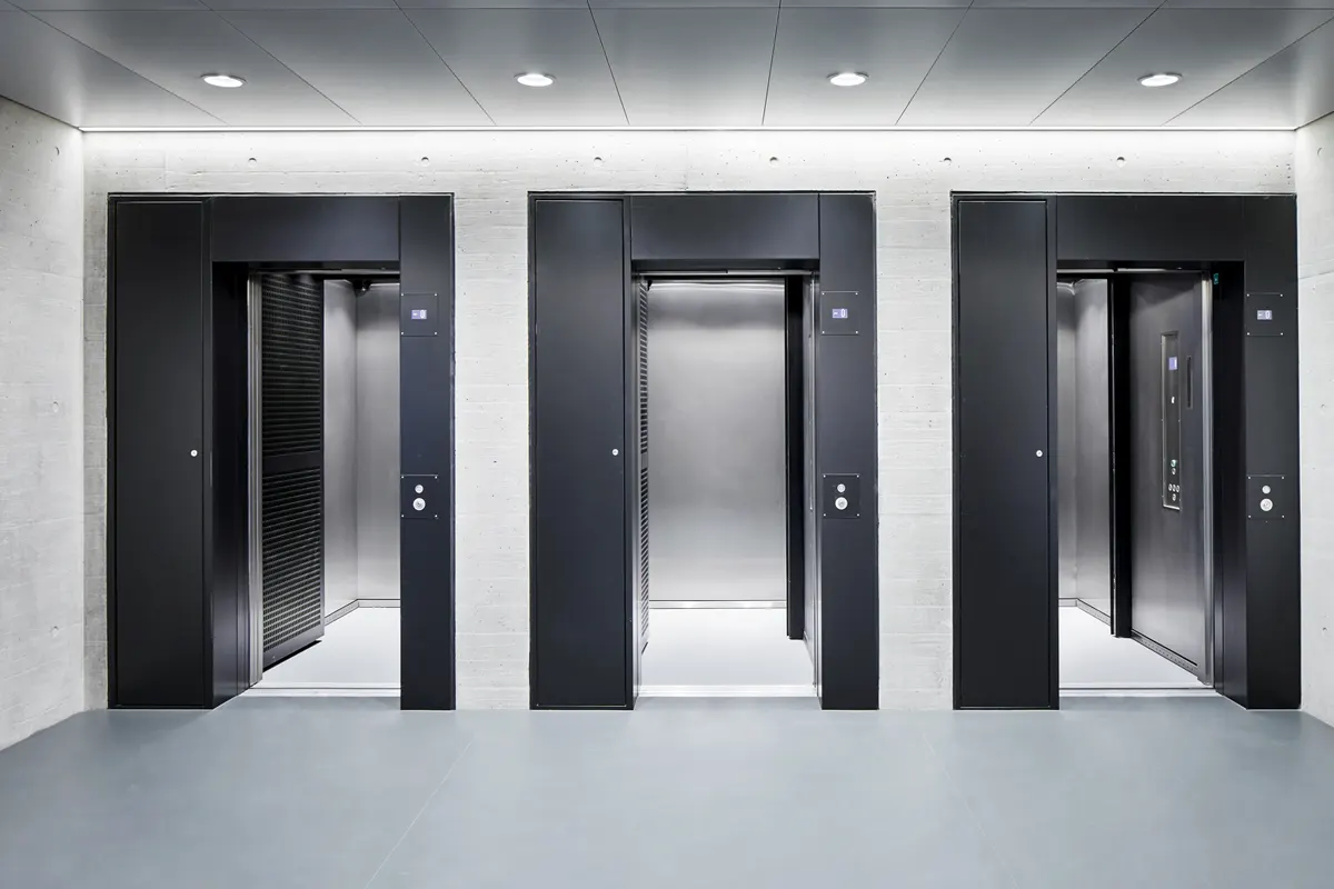 کنترل آسانسورهای غیر مستقیم با پمپ های سرعت متغیر