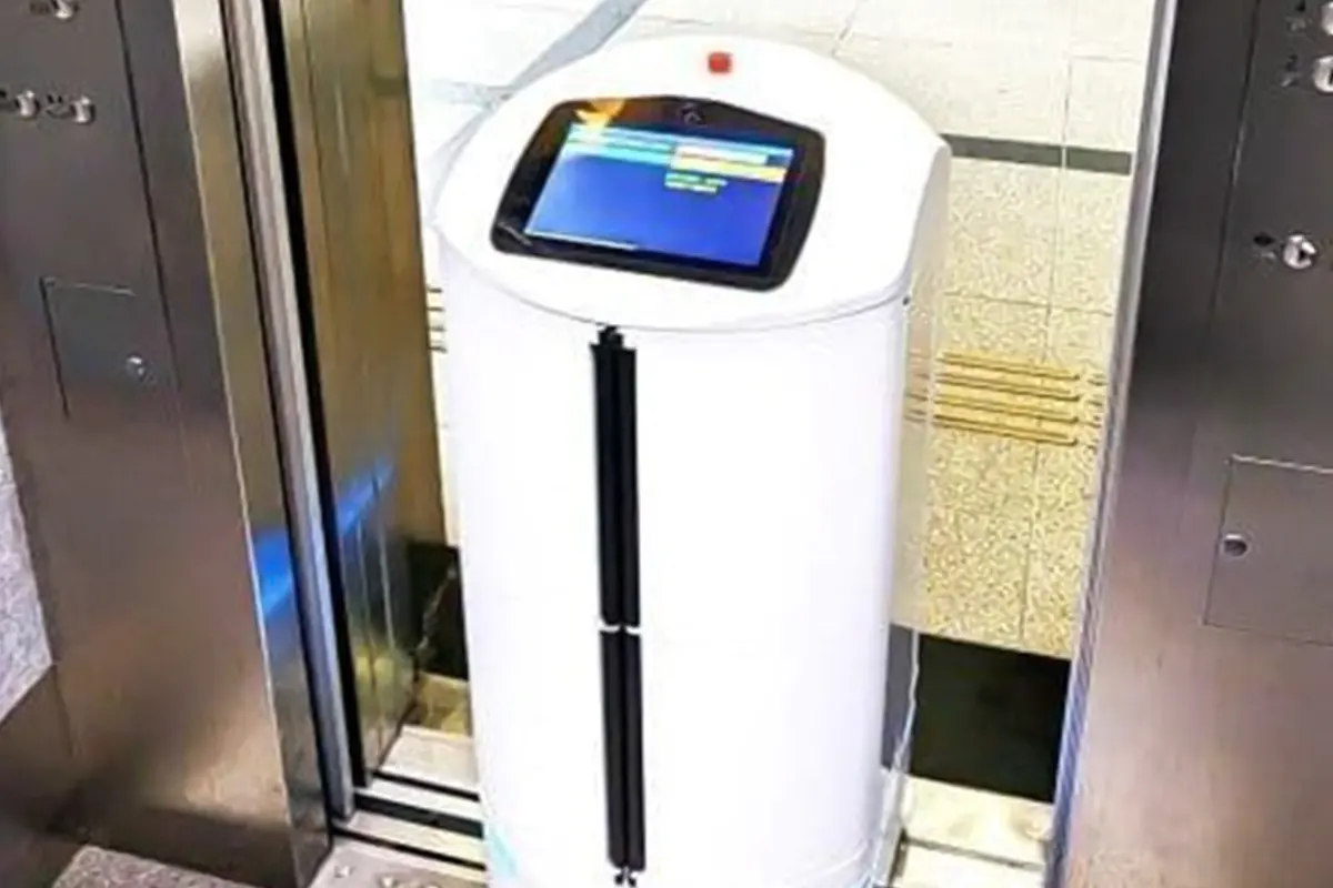 ربات خدماتی Nippon Otis Elevator