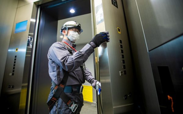 تکنولوژی و ایمنی آسانسور