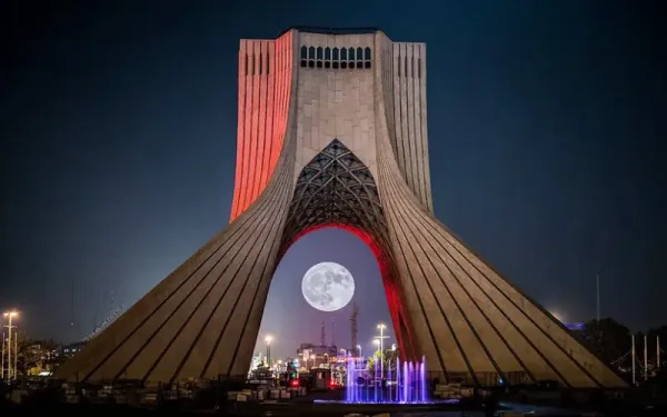 دوران طلایی آسانسور برج آزادی (1)